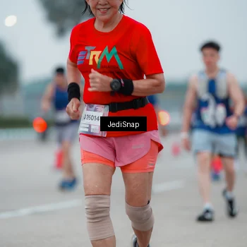 Runner Photo 7521894