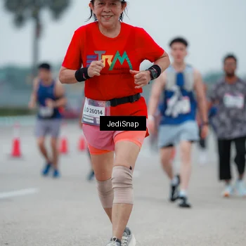 Runner Photo 7521900
