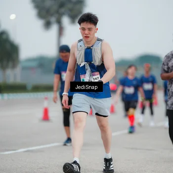 Runner Photo 7521908