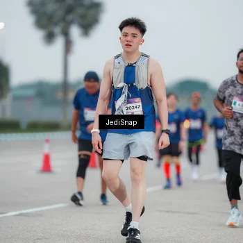 Runner Photo 7521910