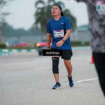 Runner Photo 7521925
