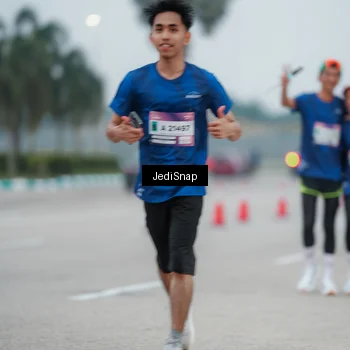 Runner Photo 7521941