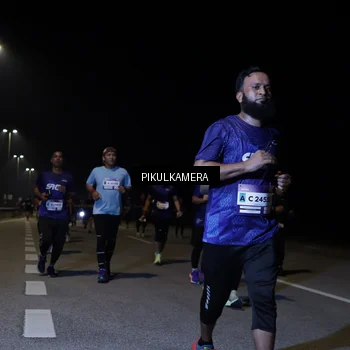 Runner Photo 7521943