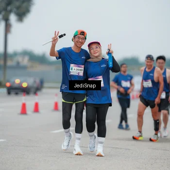 Runner Photo 7521946