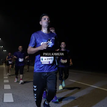 Runner Photo 7521968