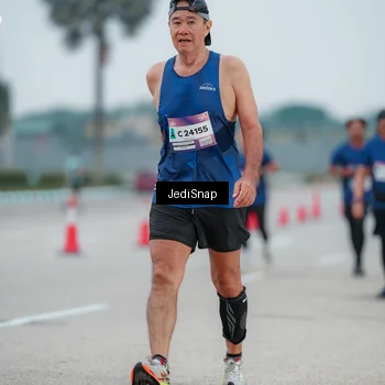 Runner Photo 7521984