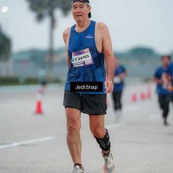 Runner Photo 7521986