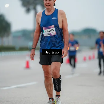 Runner Photo 7521989