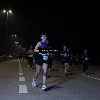 Runner Photo 7521991