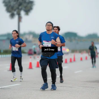 Runner Photo 7521994
