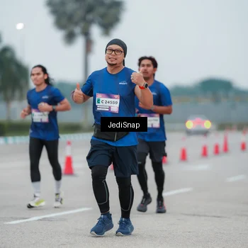 Runner Photo 7521999