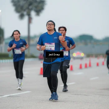 Runner Photo 7522004