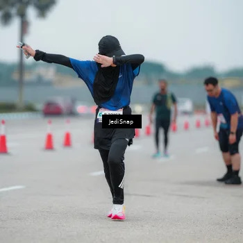 Runner Photo 7522020