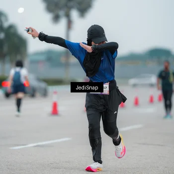 Runner Photo 7522021