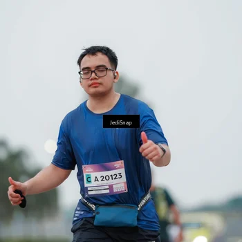 Runner Photo 7522047