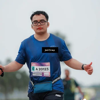 Runner Photo 7522048