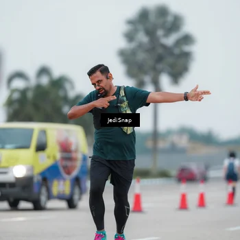 Runner Photo 7522053