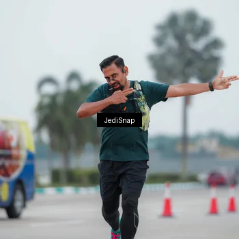 Runner Photo 7522058