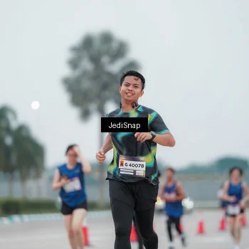 Runner Photo 7522082