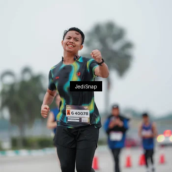 Runner Photo 7522083