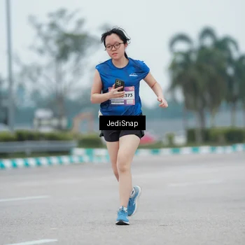 Runner Photo 7522097
