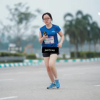 Runner Photo 7522105