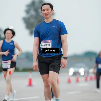 Runner Photo 7522113