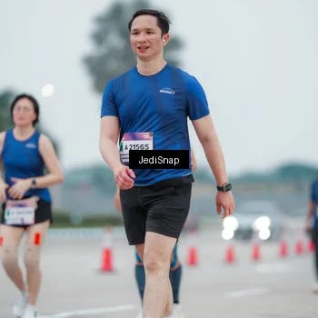 Runner Photo 7522119