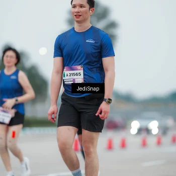 Runner Photo 7522121