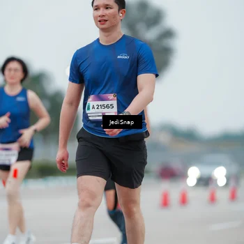 Runner Photo 7522122