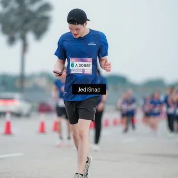 Runner Photo 7522130