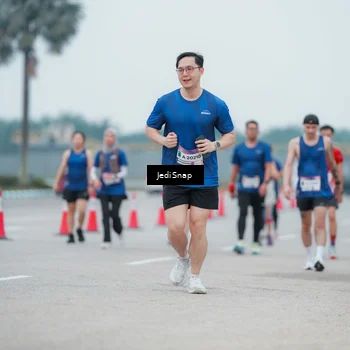 Runner Photo 7522159