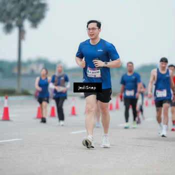Runner Photo 7522160