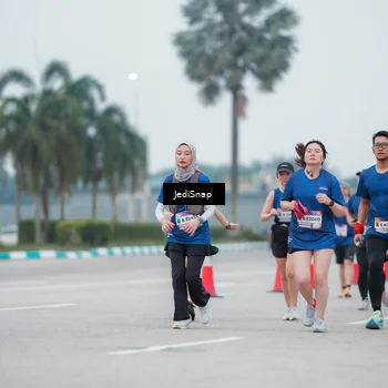Runner Photo 7522168