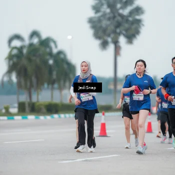 Runner Photo 7522176