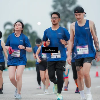 Runner Photo 7522192