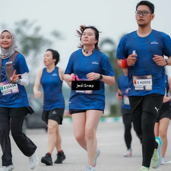 Runner Photo 7522193