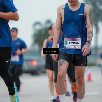 Runner Photo 7522196