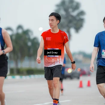 Runner Photo 7522201