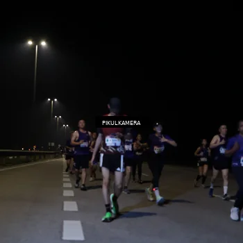 Runner Photo 7522205