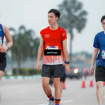 Runner Photo 7522208