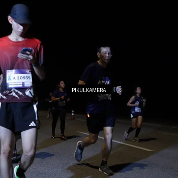 Runner Photo 7522219