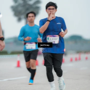 Runner Photo 7522222