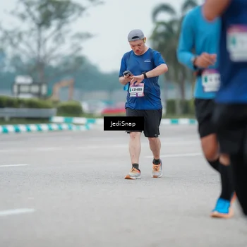 Runner Photo 7522231