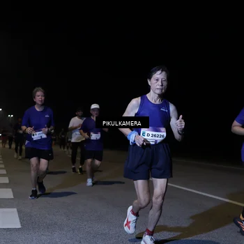 Runner Photo 7522238