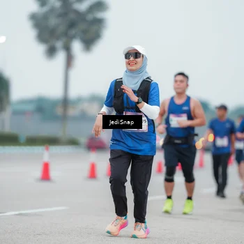 Runner Photo 7522245