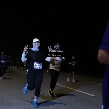 Runner Photo 7522247