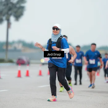 Runner Photo 7522250