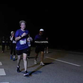 Runner Photo 7522260