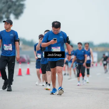 Runner Photo 7522271